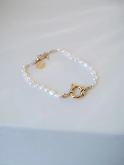 Charm Armband mit Perlen