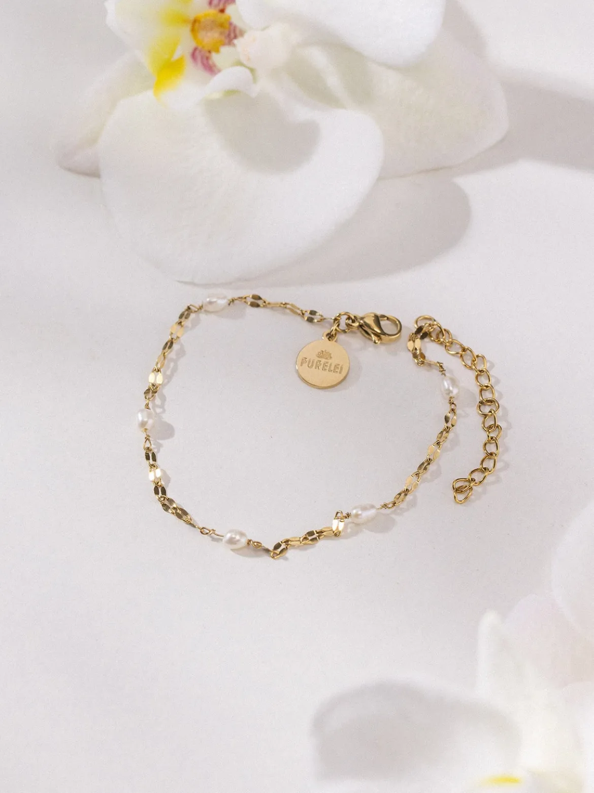 Delicate Pearl Armband