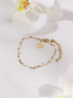 Delicate Pearl Armband