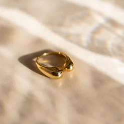 Embrace Ring
