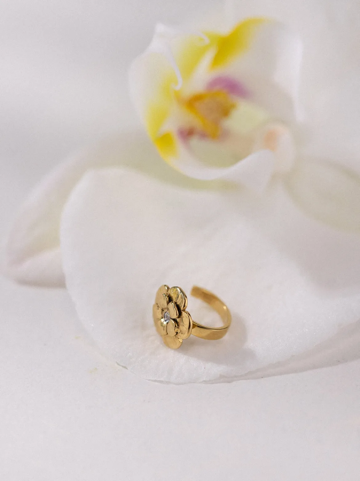 Flower Earcuff