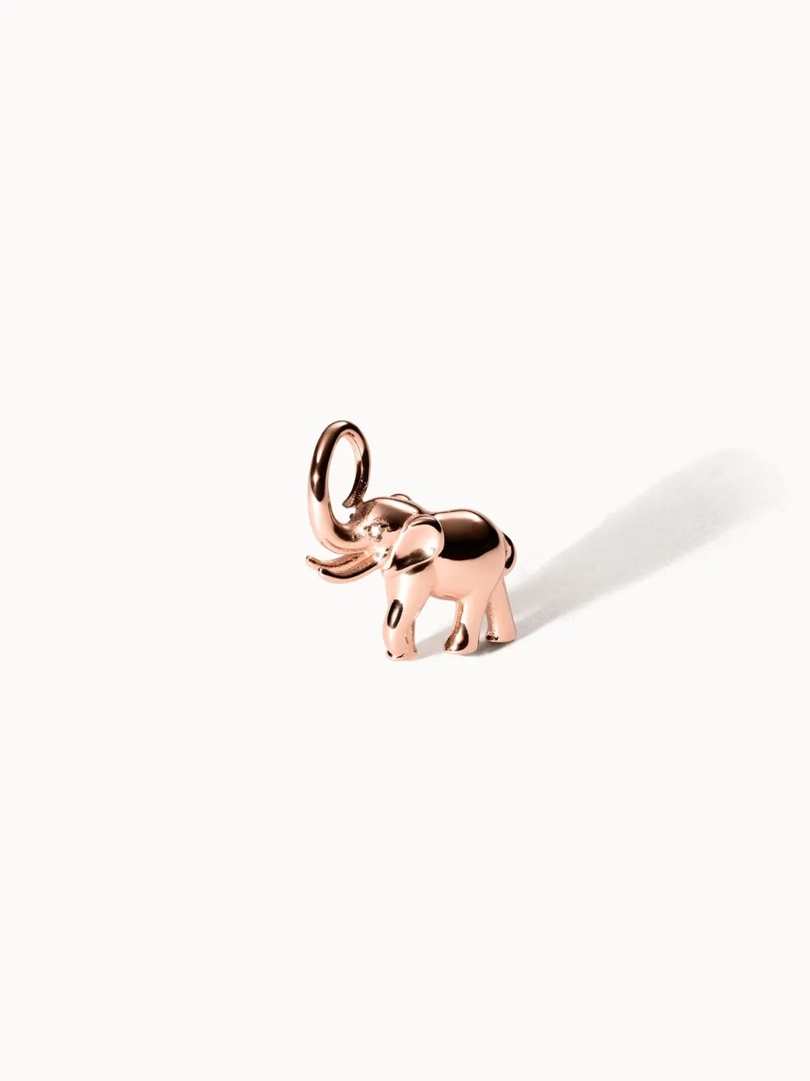 Flowing Strength Elefant Charm