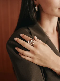Fluid Forms Ring