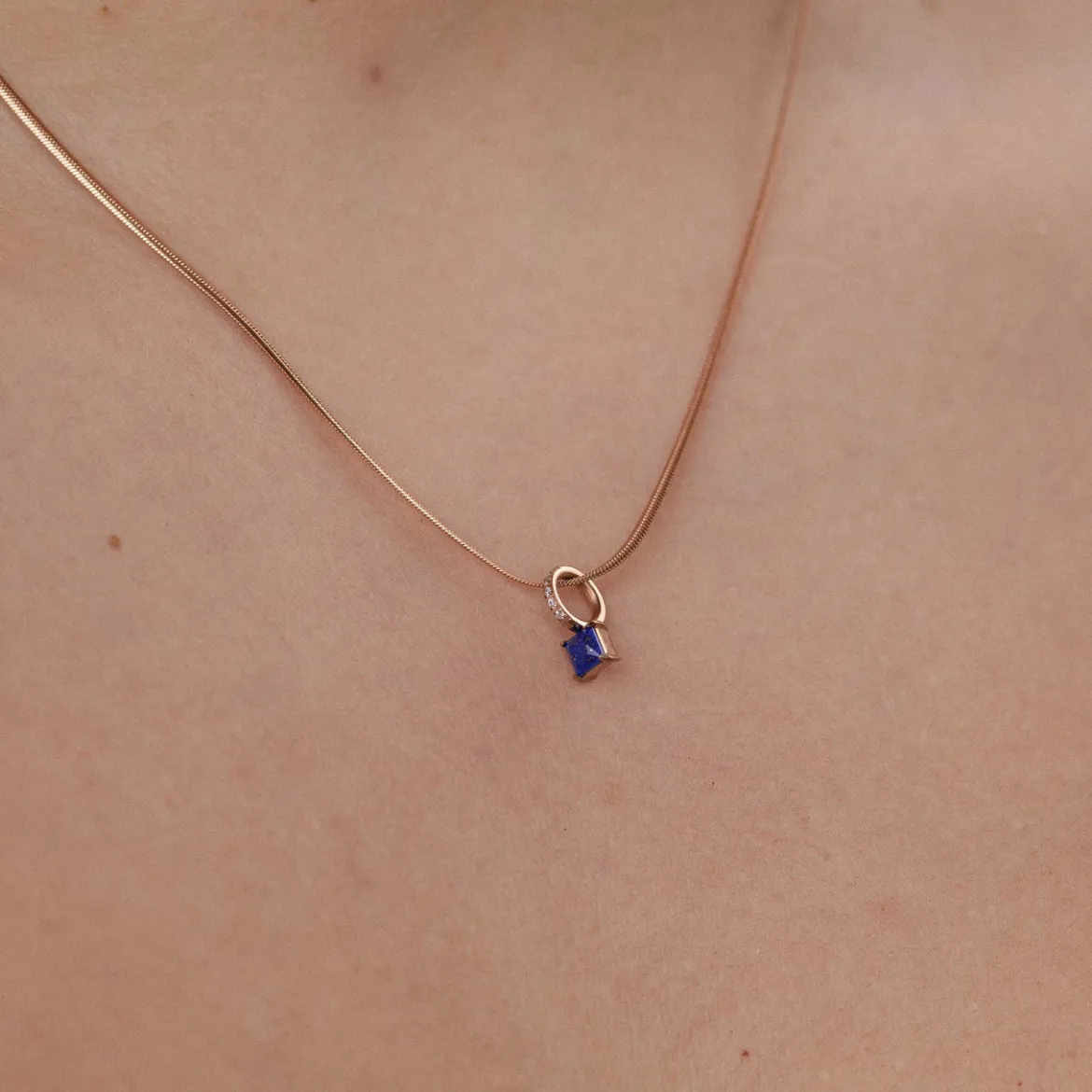 Geburtsstein September Lapislazuli