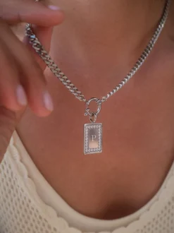 Glimmer Charm