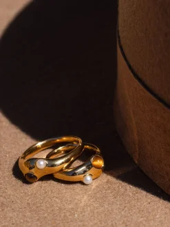 Golden Gaze Ring