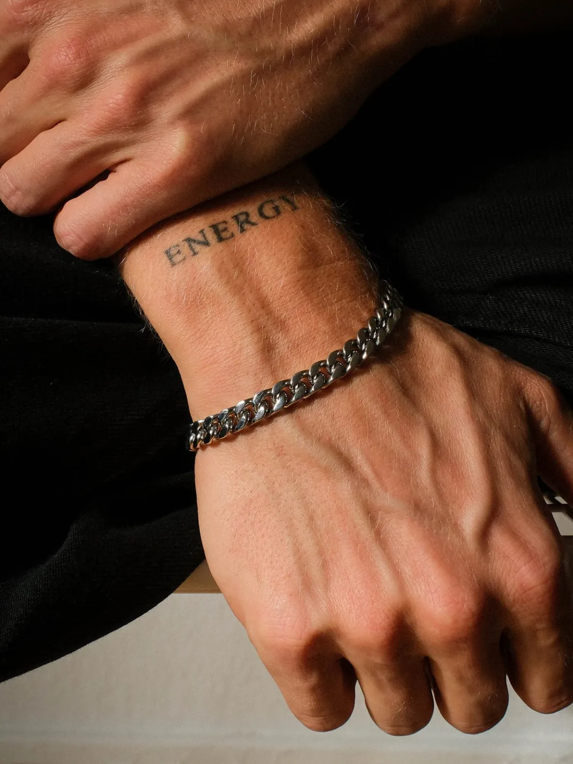 Heavy Curb Armband