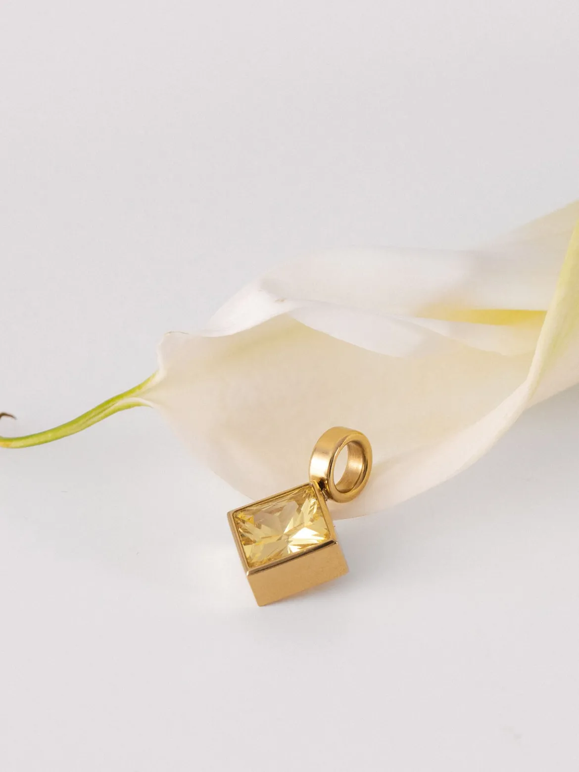 Honey Glow Charm