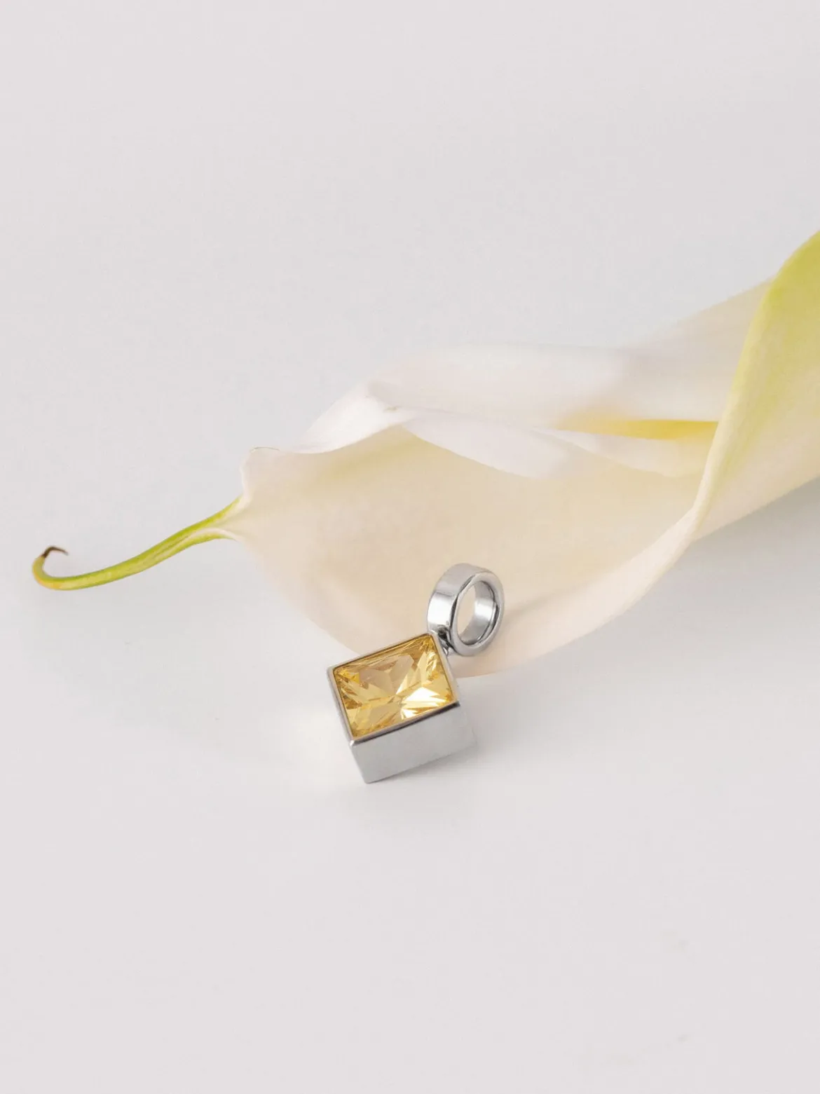 Honey Glow Charm