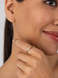 Knot Ring