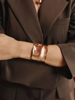 Modern Muse Armcuff