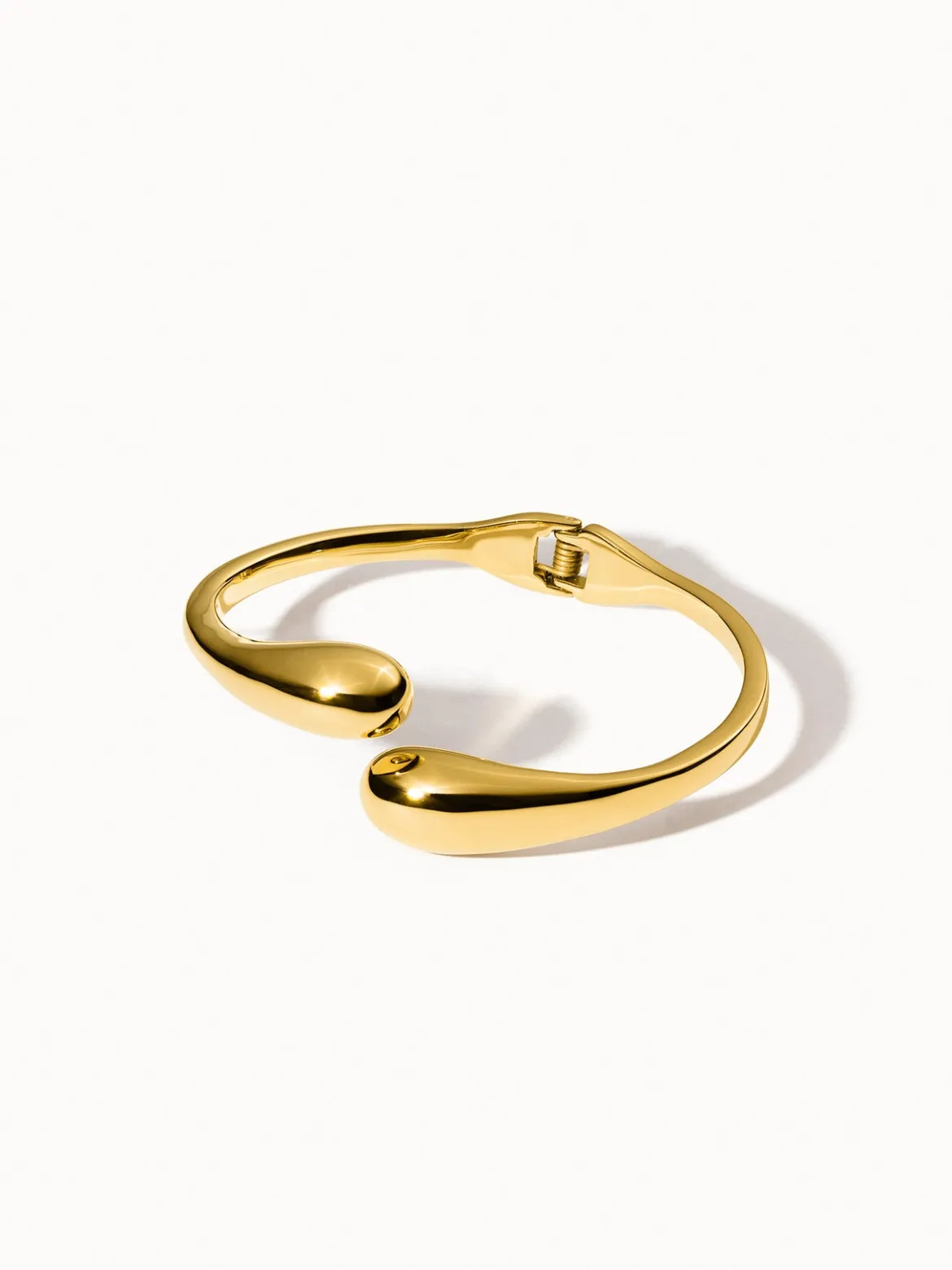 Ohui Armcuff