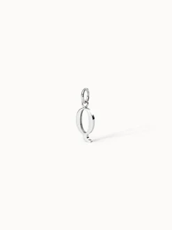 Pure Q Charm