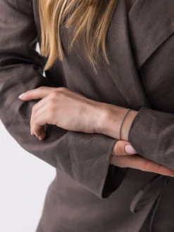 Sleek Armband