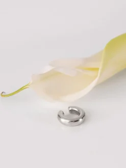 Sleek Earcuff