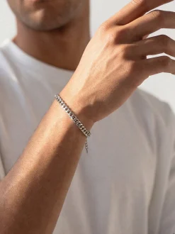 Spirit Three Armband