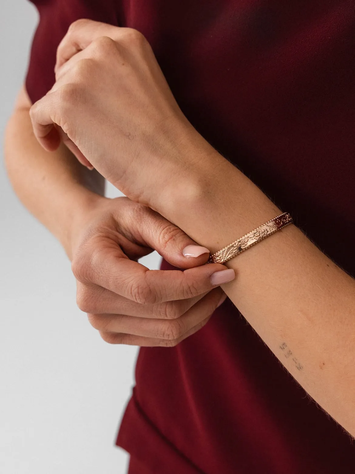 Vintage Love Armcuff