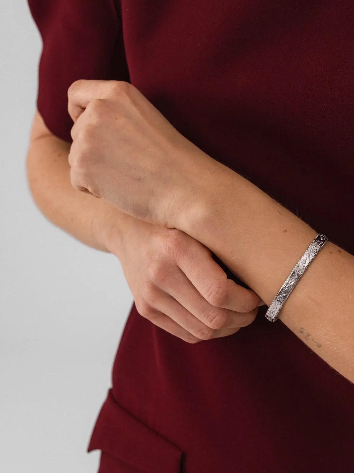Vintage Love Armcuff